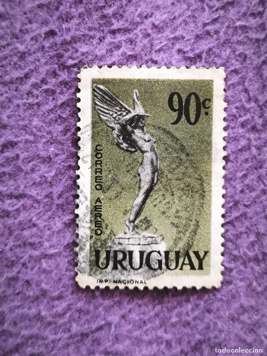 Sellos: Ad&eacute;ntrate En La Historia De Uruguay Con Este Extraordinario Sello Vintage De 90c