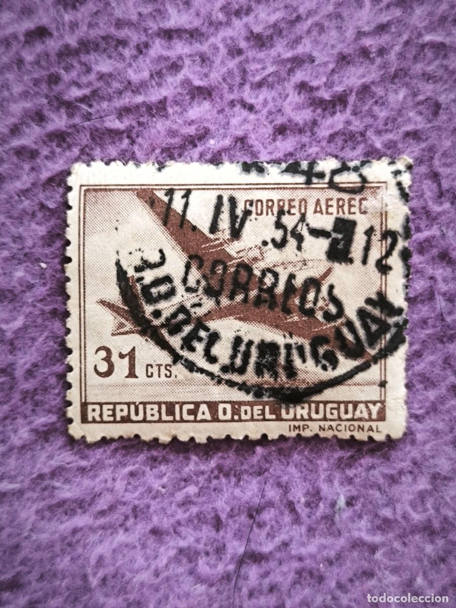 Sellos: Sello Correo A&eacute;reo Uruguay 31 Cts &ndash; Avi&oacute;n Cuatrimotor (Imp. Nacional, 1954)