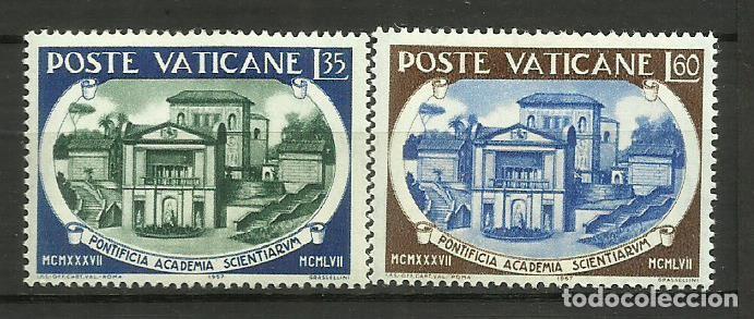 Sellos: CIUDAD DEL VATICANO 1957 ** serie completa - Foto 1