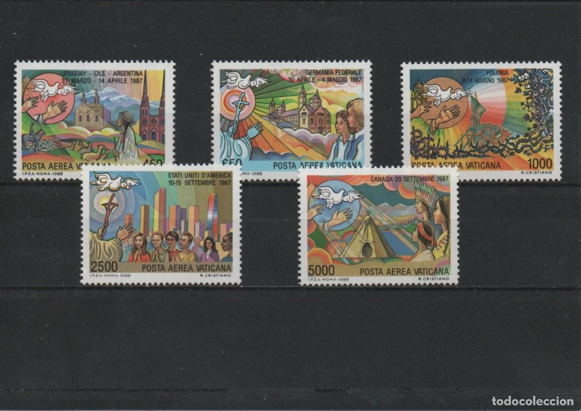Sellos: VATICANO. SERIE BASICA. CORREO AEREO. VIAJES DE S.S. JUAN PABLO II POR EL MUNDO. (III)