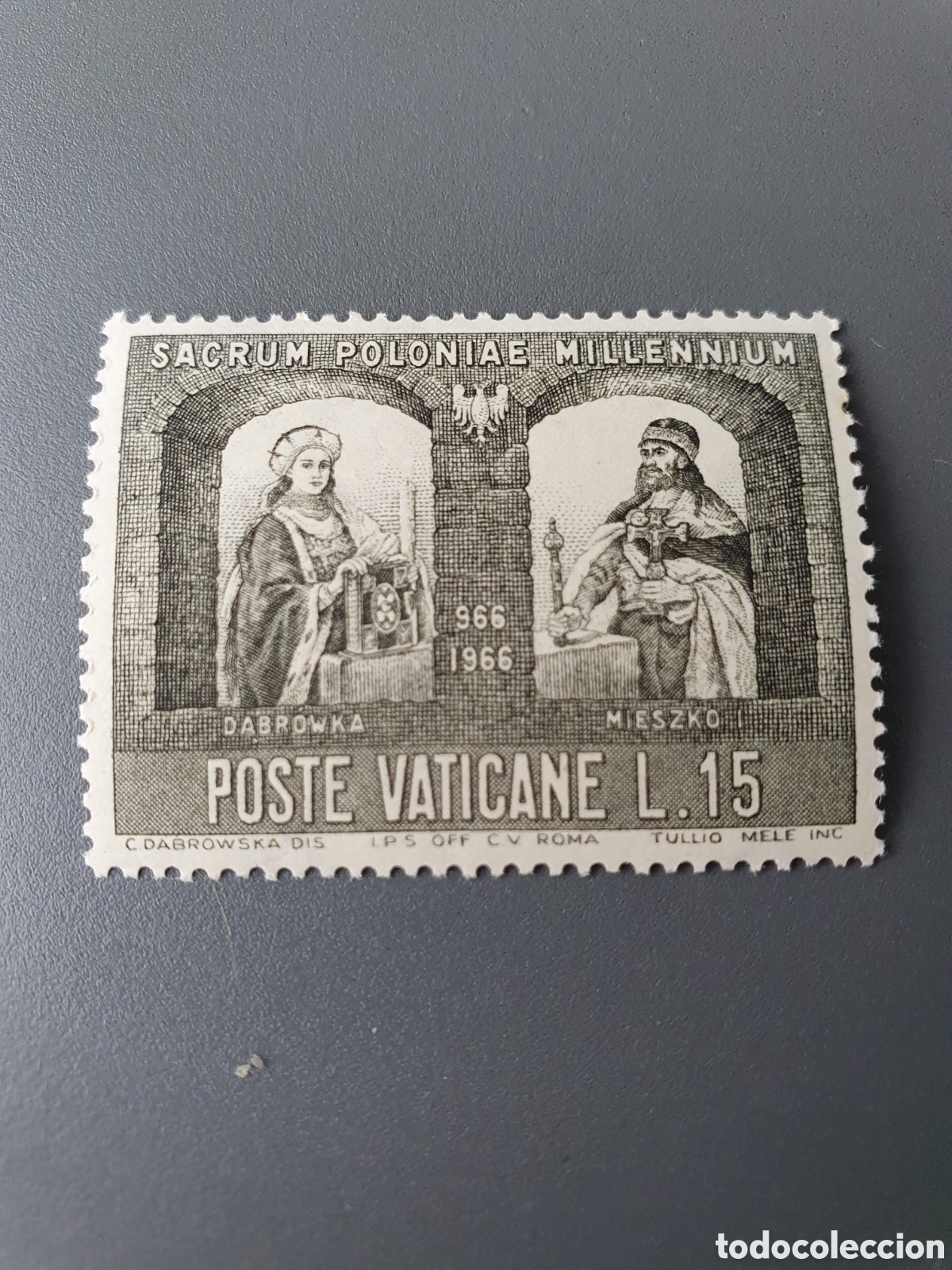 Timbres: Vaticano.sellonuevo.seg&uacute;nfoto