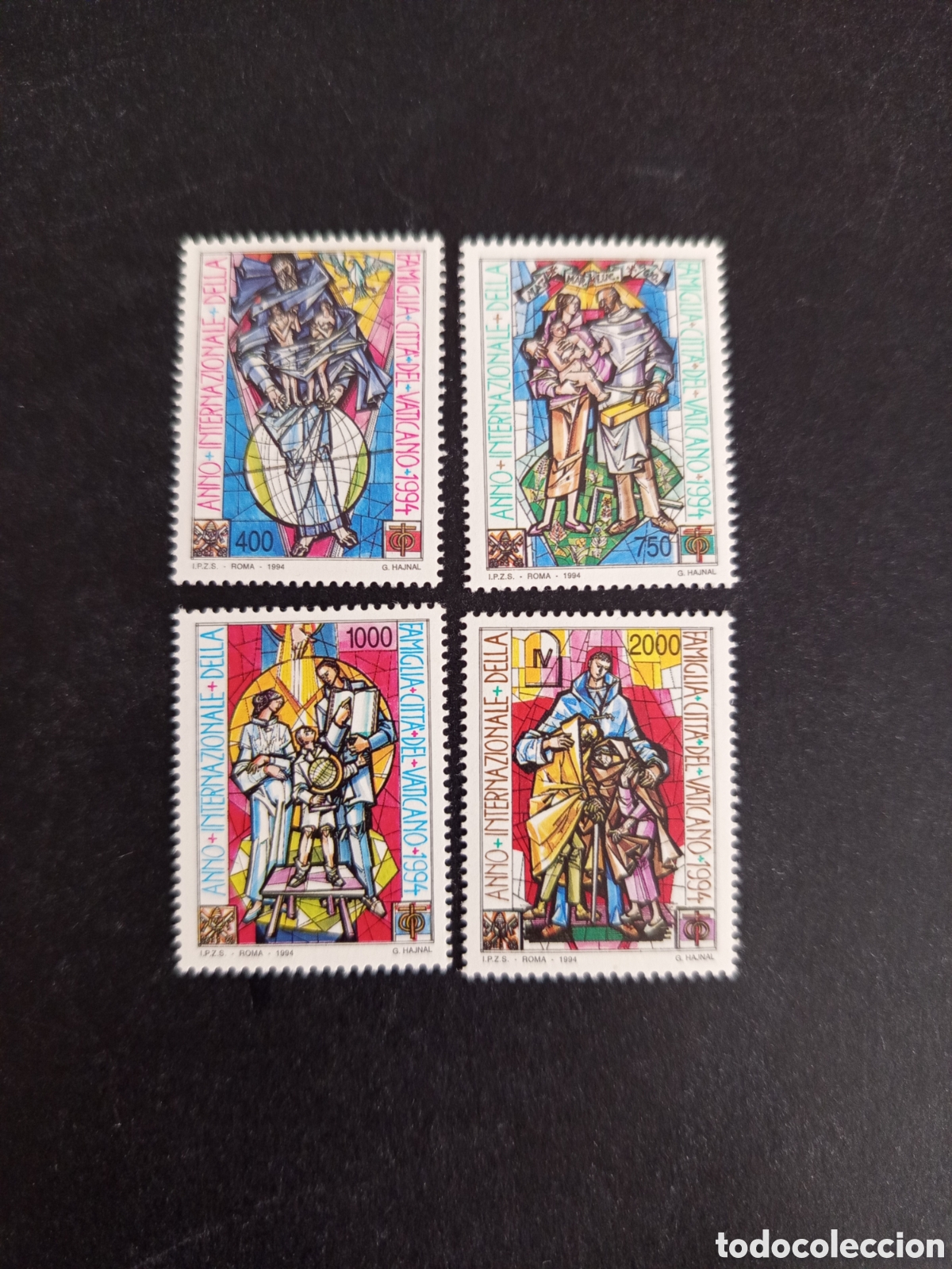 Sellos: Vaticano, 1994. A&ntilde;o Internacional de la Familia.Yv. 980/3. Completa en nuevo. Pedido m&iacute;nimo 3 &euro;.