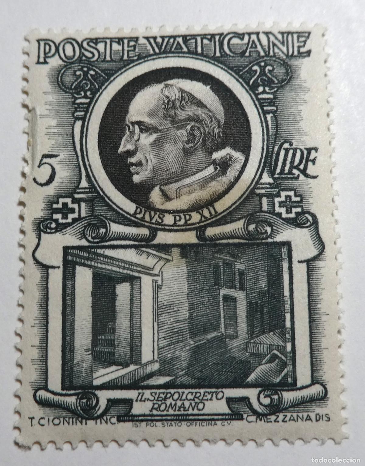 Sellos: Sello postal de 5 liras del Vaticano 1953. PAPA PIO XII Y SEPULCRO ROMANO