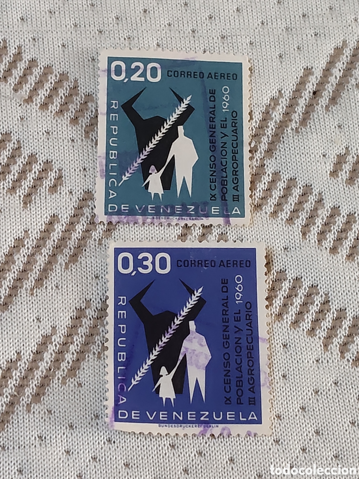 Sellos: 2 sellos de Venezuela lX Censo general de poblaci&oacute;n y lll Agropecuario 1960 usados