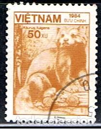 VIETNAM // YVERT 558 // 1984 ... USADO (Sellos - Extranjero - Asia - Vietnam)