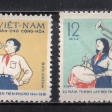 Sellos: VIETNAM, 1961 YVERT Nº 222 / 223 /**/, SIN FIJASELLOS
