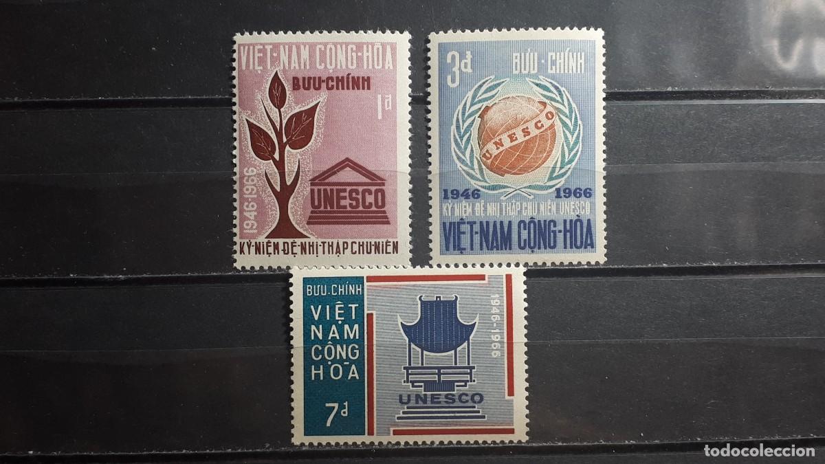 Sellos: VIETNAM DEL SUR. A&Ntilde;O 1966. **. YVERT 301/3
