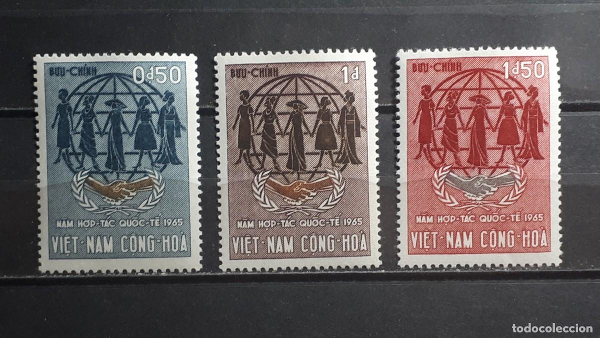 Sellos: VIETNAM DEL SUR. A&Ntilde;O 1965. **. YVERT 261/3