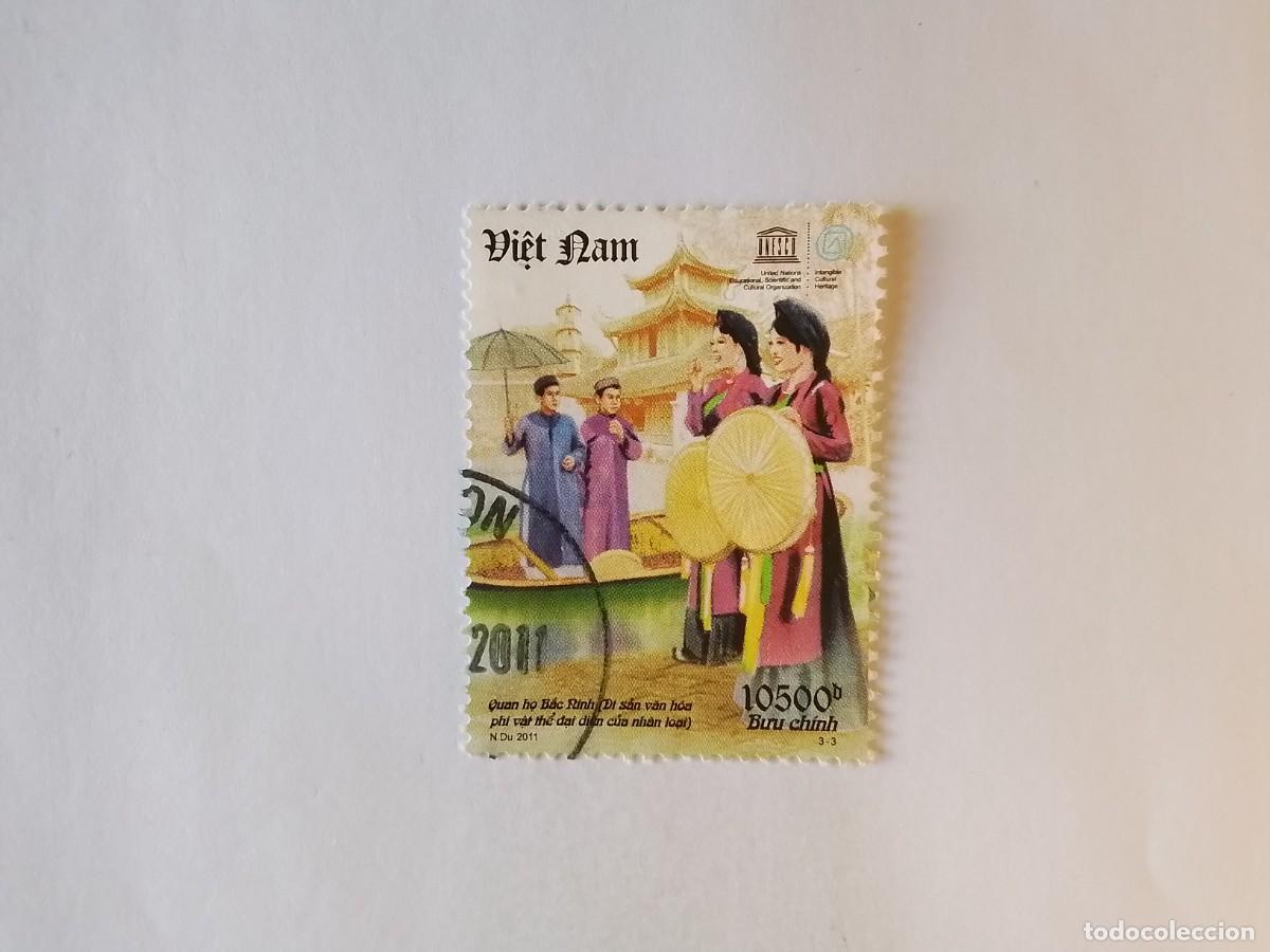 Sellos: A&Ntilde;O 2011 VIETNAM SELLO USADO
