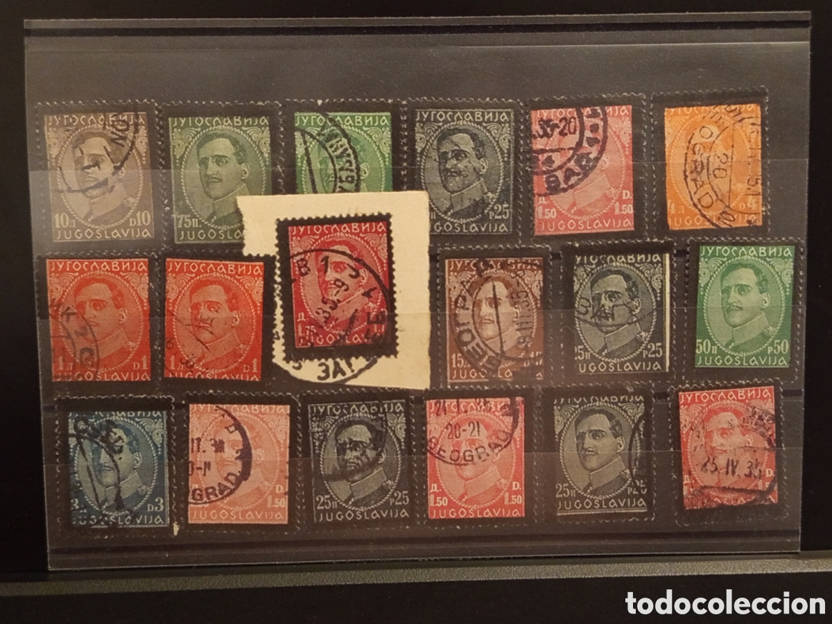 Sellos: Tarjeta con 18 Sellos de Yugoslavia, Serie Rey Alejandro I 1920/30