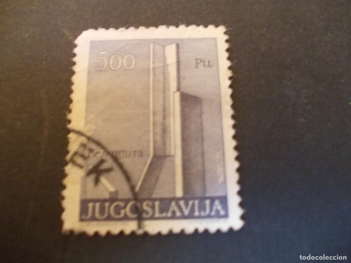 Selos: Sello Jugoslavija 500 Belči&scaron;ta Arquitectura Monumento Revoluci&oacute;n PTT Yugoslavia 1974