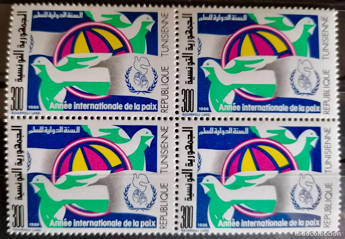 Sellos: TUNEZ 1986 - A&Ntilde;O DE LA PAZ . - Foto 1