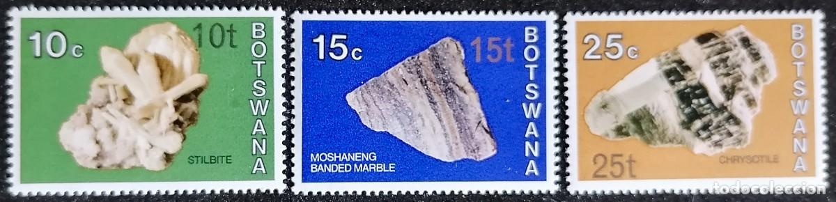 Sellos: BOTSWANA 1976 - MINERALES SOBRECARGADOS . - Foto 1