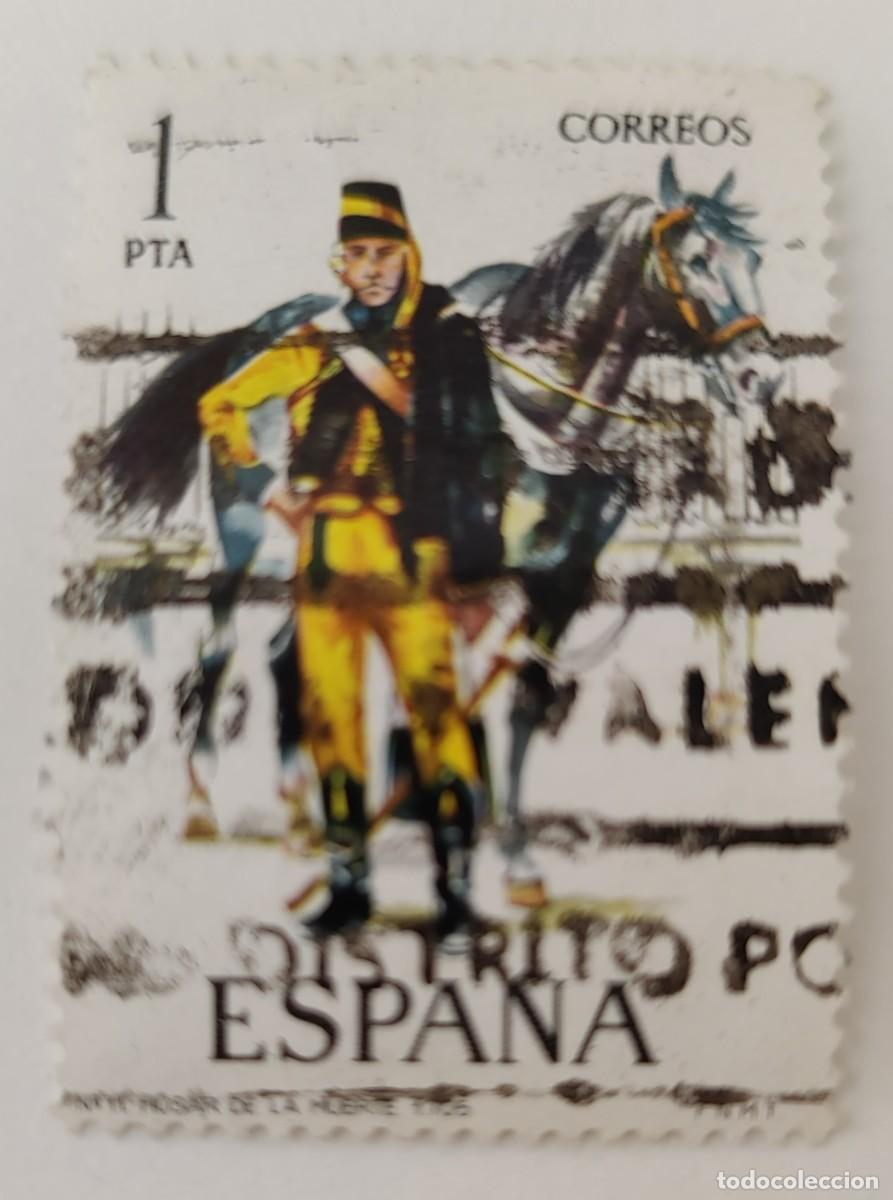 Sellos: Sellos Espa&ntilde;a Uniformes Militares - Foto 2