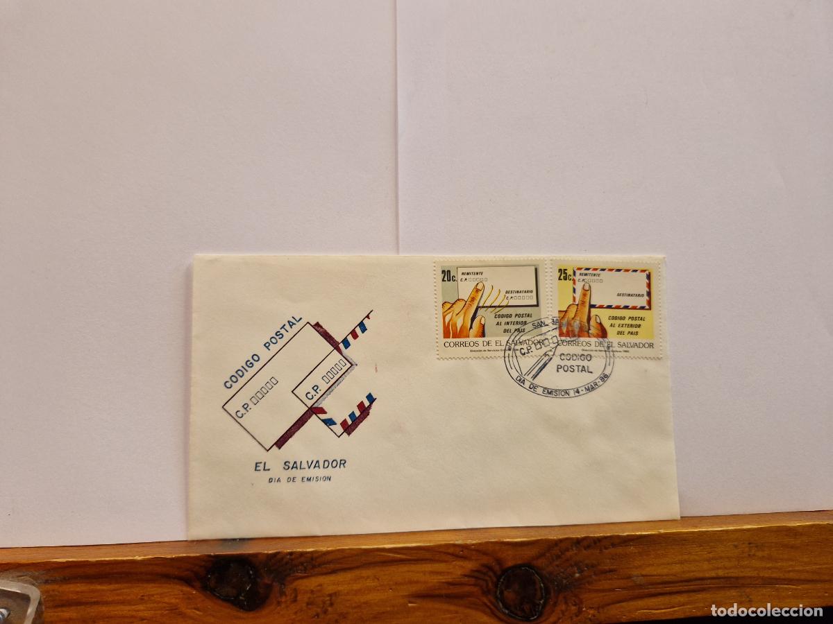 Sellos: BONITO SOBRE DE SELLO. CODIGO POSTAL. SALVADOR - Foto 1