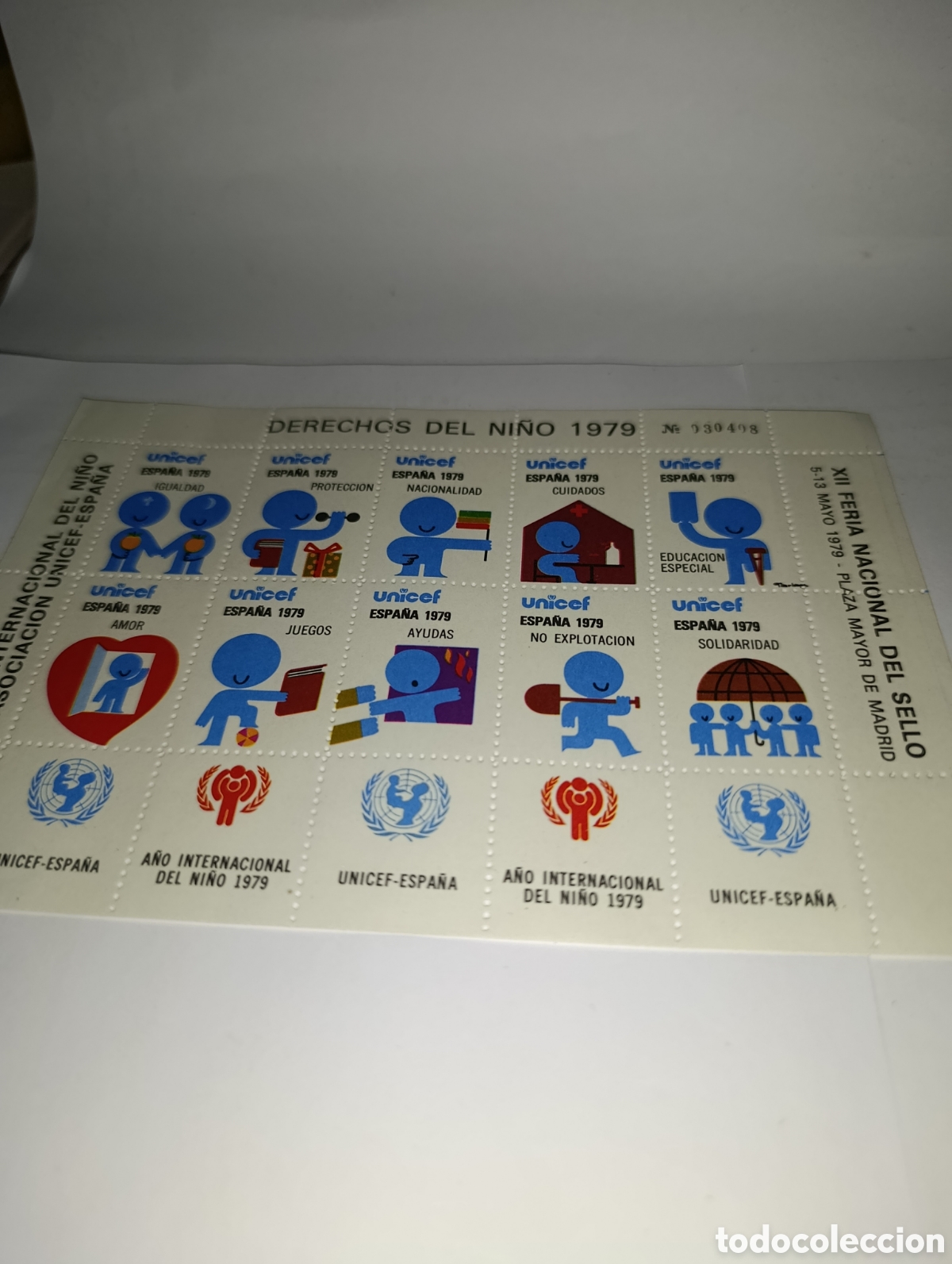Sellos: Bloque de sellos derechos del ni&ntilde;o 1979 - Foto 2