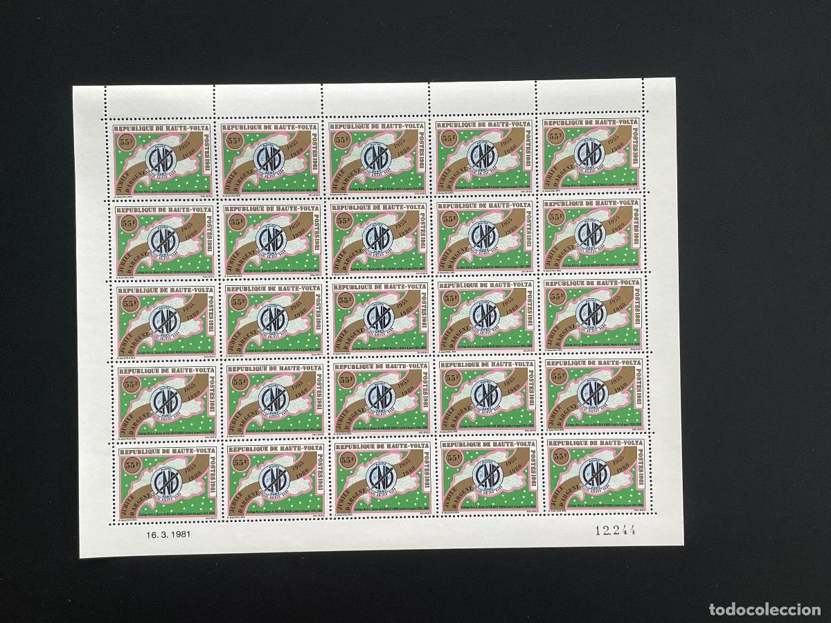 Sellos: Alto Volta 1981 YT 545 jubileo plata Colegio Notre Dame escuela tarjeta