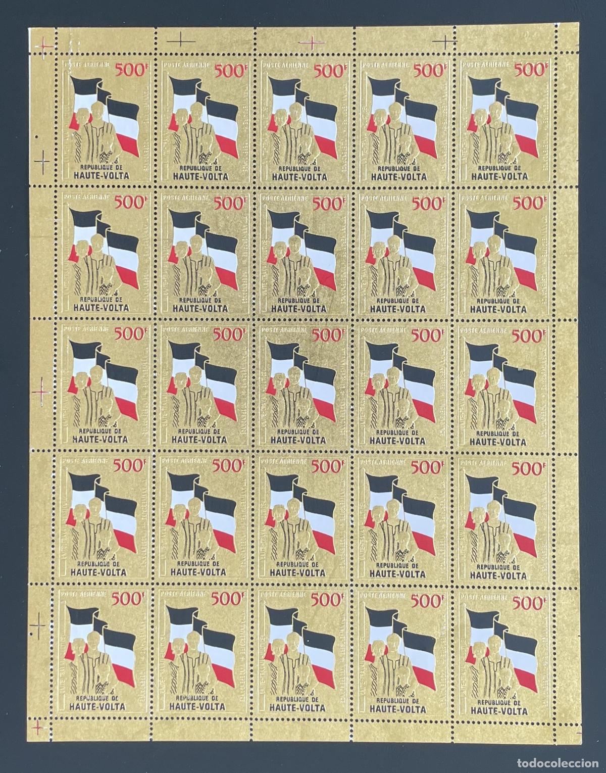 Timbres: Alto Volta 1970 YT PA 86 bloque Independencia bandera fondo dorado a&eacute;reo