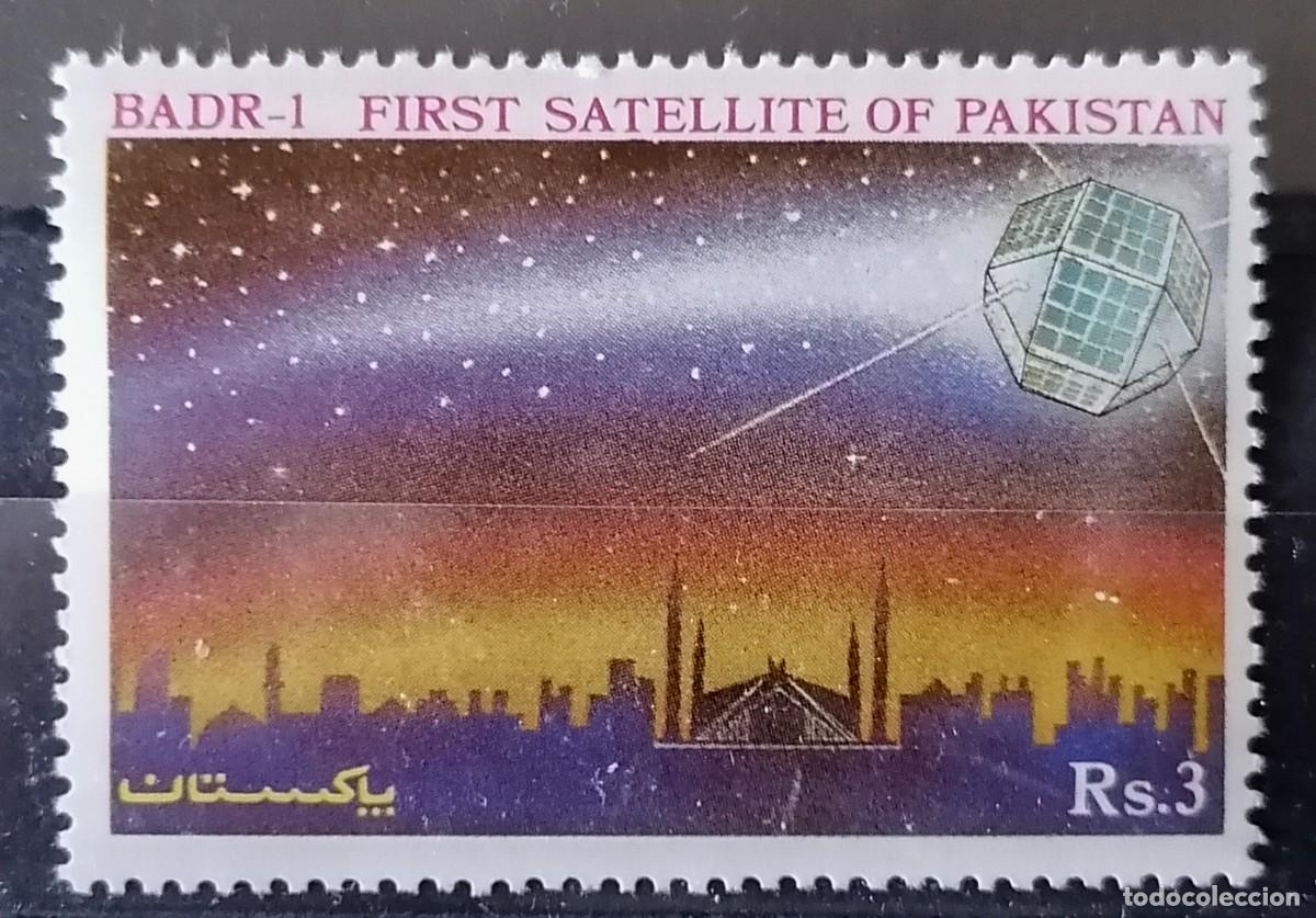 Sellos: PAKIST&Aacute;N 1990 - SAT&Eacute;LITE ESPERIMENTAL .