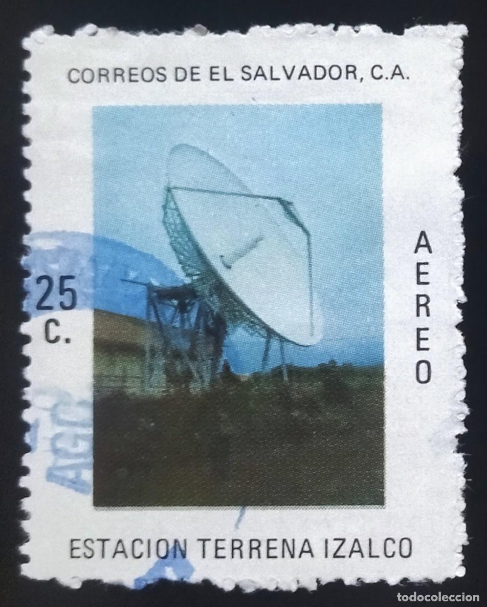 Sellos: EL SALVADOR 1977 Desarrollo industrial. A&eacute;reos. USADO.