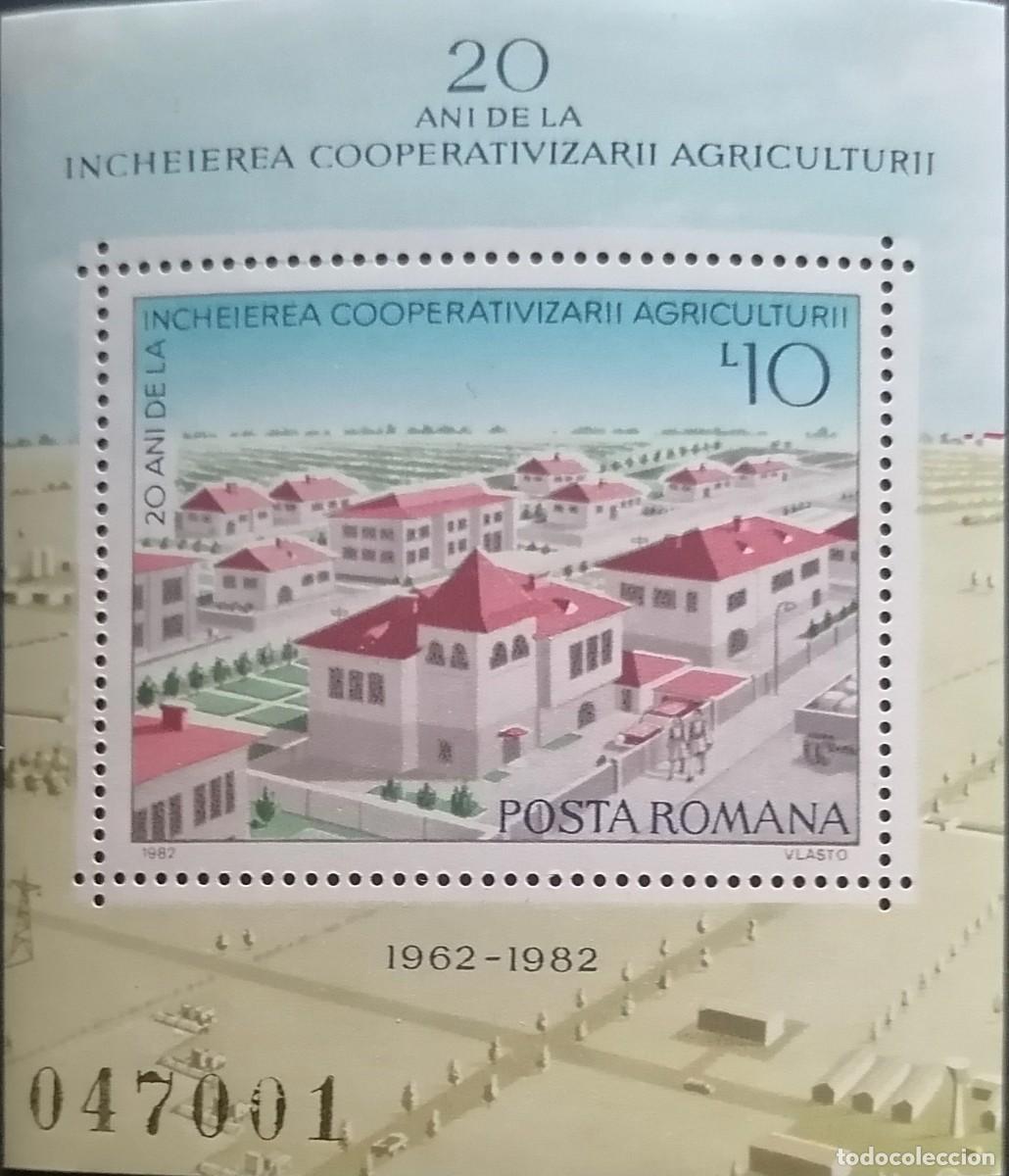 Sellos: RUMANIA 1982 - HB MECANIZACI&Oacute;N DE LA AGRICULTURA / COOPERATIVA .