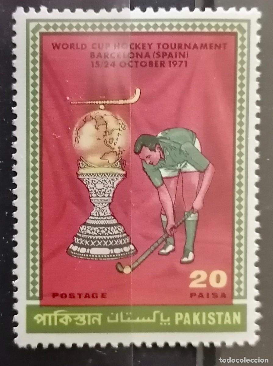 Sellos: PAKIST&Aacute;N 1971 - MUNDIAL DE HOCKEY HIERBA .