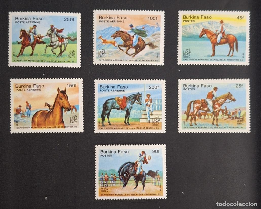 Sellos: Burkina Faso 1985 Mi. 1035-1041 caballos jinetes Argentina 85