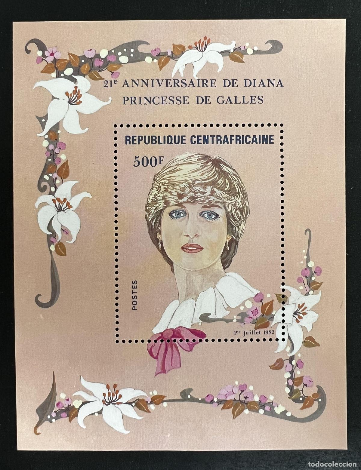 Sellos: Centro&aacute;frica 1982 Mi. Bl. 182 Princesa Diana aniversario flores lirio
