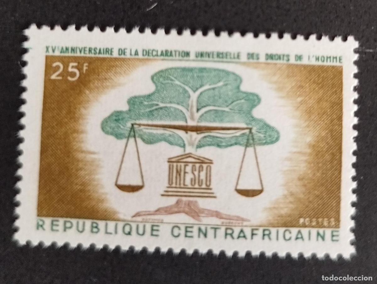 Stamps: Centro&aacute;frica 1963 Mi. 51 Declaraci&oacute;n derechos humanos UNESCO balanza &aacute;rbol