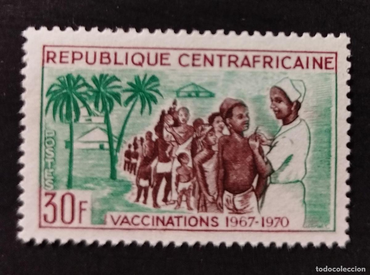 Sellos: Centro&aacute;frica 1967 Mi. 143 vacunaci&oacute;n medicina ni&ntilde;os enfermera