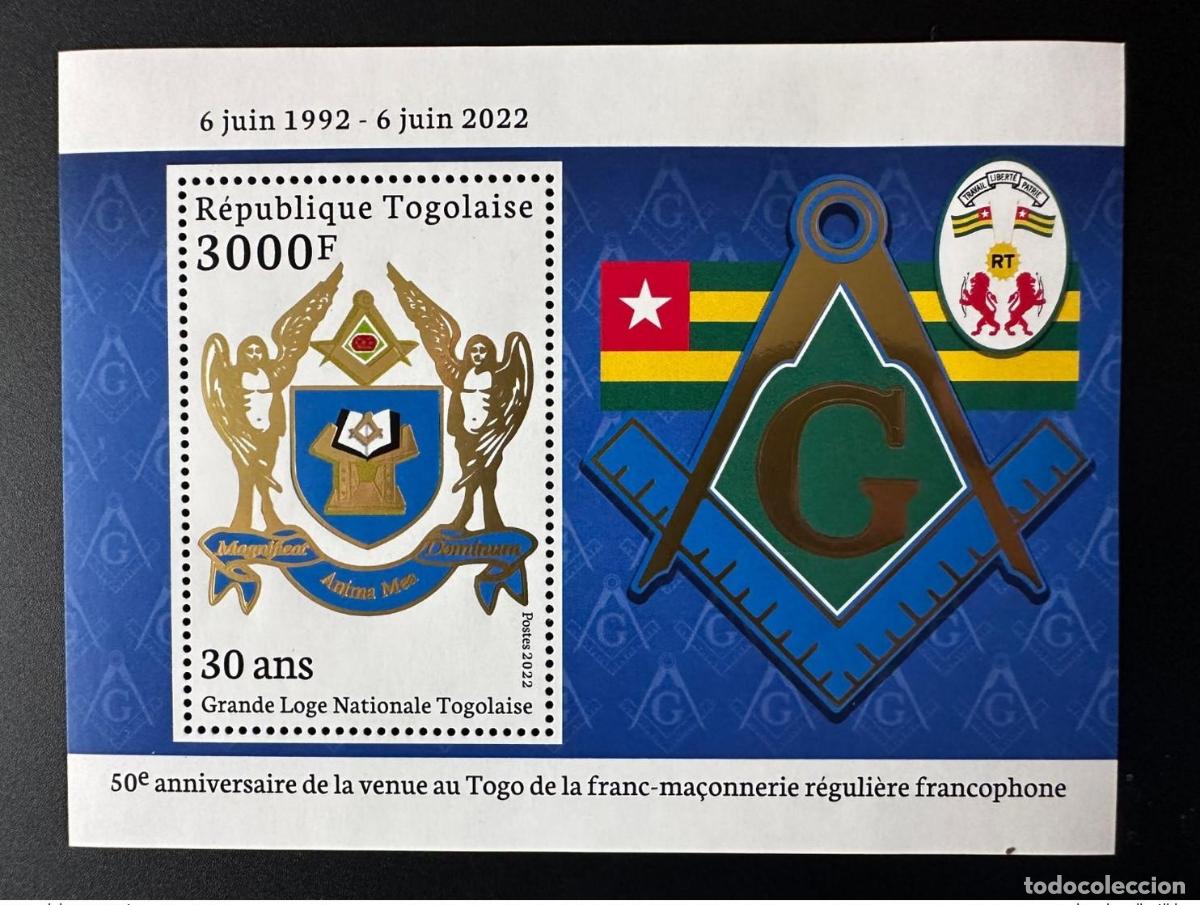 Sellos: Bloque dorado Togo 2022 S/S Mi.? 50 a&ntilde;os de masones regulares la Gran Logia