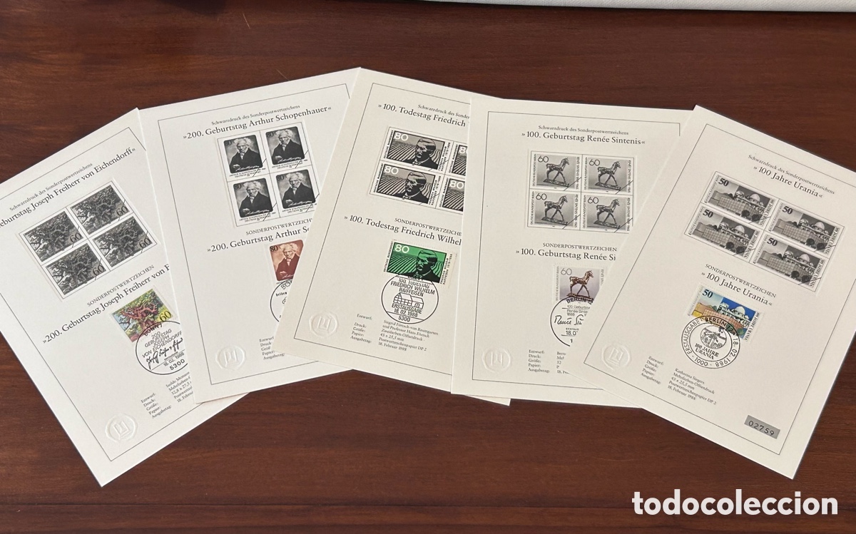 Sellos: LOTE 5 HOJAS CONMEMORATIVAS. SELLO. IMPRESI&Oacute;N EN NEGRO. MATASELLO PRIMER D&Iacute;A.