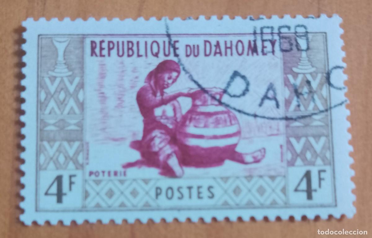 Sellos: DAHOMEY - 4 F - POTERIE, CERAMICA - VER DESCRIPCI&Oacute;N.