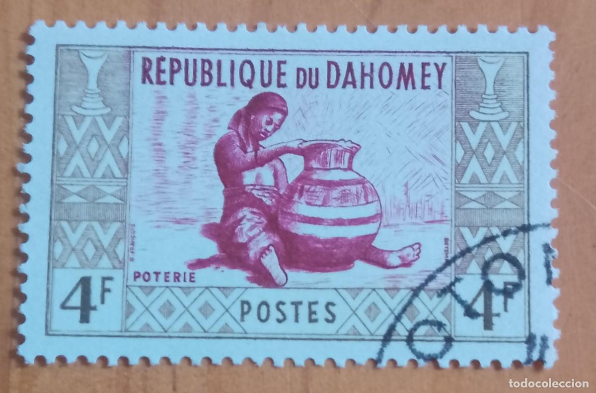 Sellos: DAHOMEY - 4 F - POTERIE, CERAMICA - VER DESCRIPCI&Oacute;N.