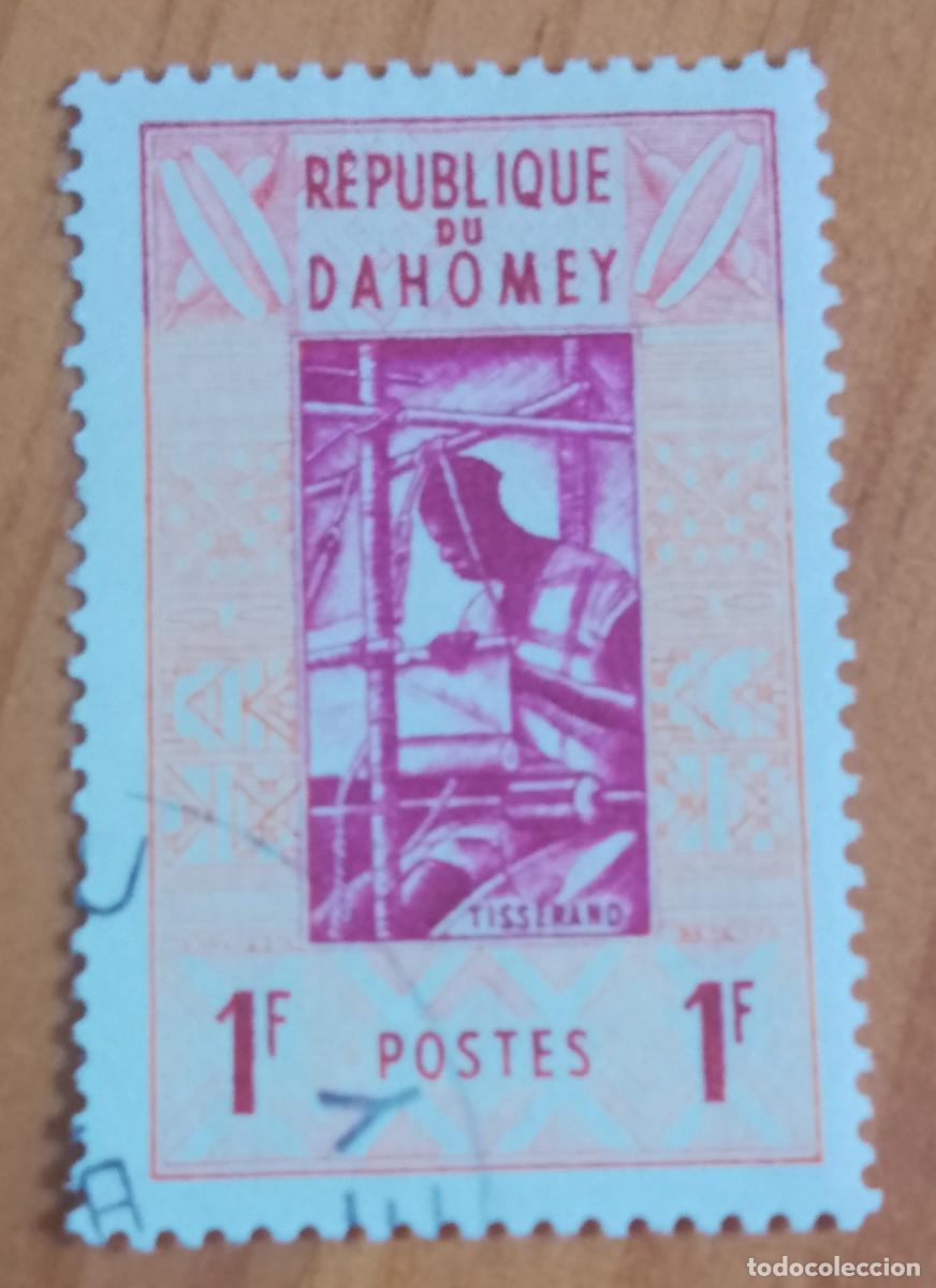 Sellos: DAHOMEY - 1 F - ARTESANIA, OFICIOS, TEJEDOR - YV 159 - VER DESCRIPCI&Oacute;N.