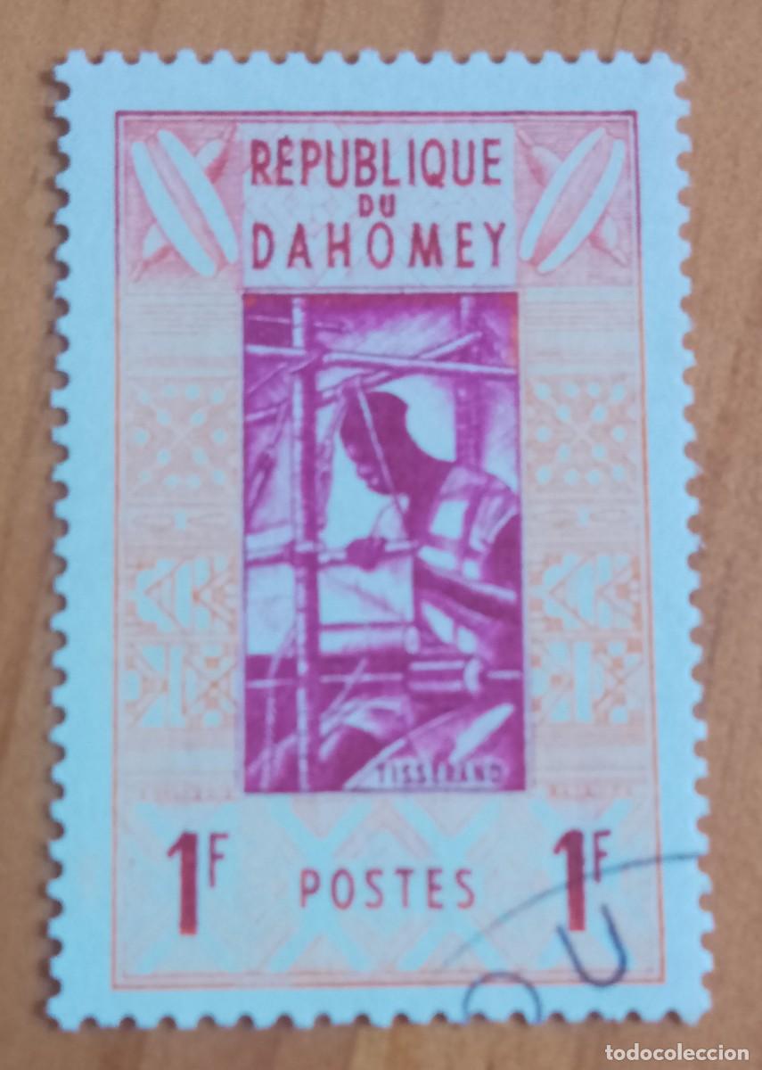 Sellos: DAHOMEY - 1 F - ARTESANIA, OFICIOS, TEJEDOR - YV 159 - VER DESCRIPCI&Oacute;N.