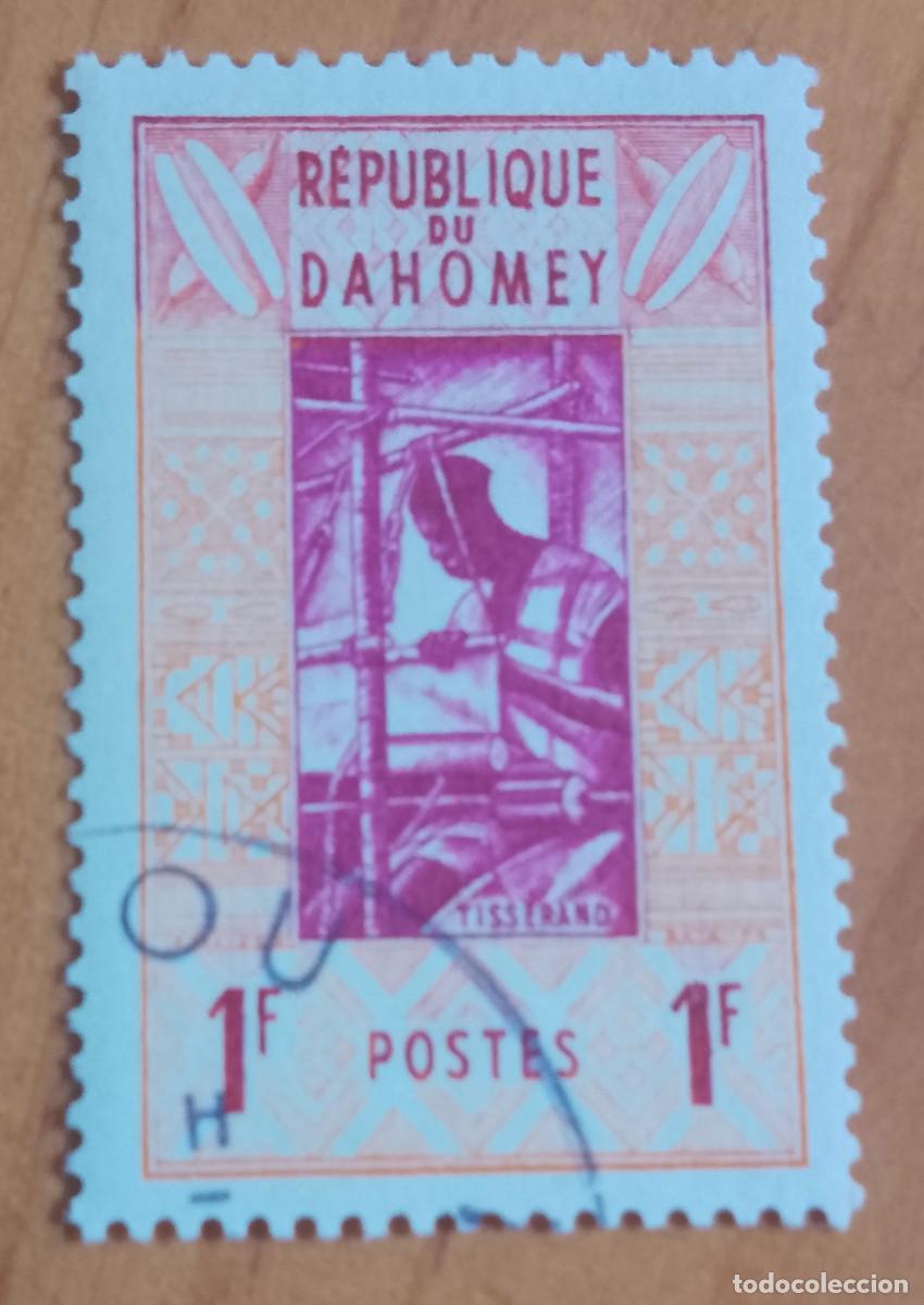 Sellos: DAHOMEY - 1 F - ARTESANIA, OFICIOS, TEJEDOR - YV 159 - VER DESCRIPCI&Oacute;N.