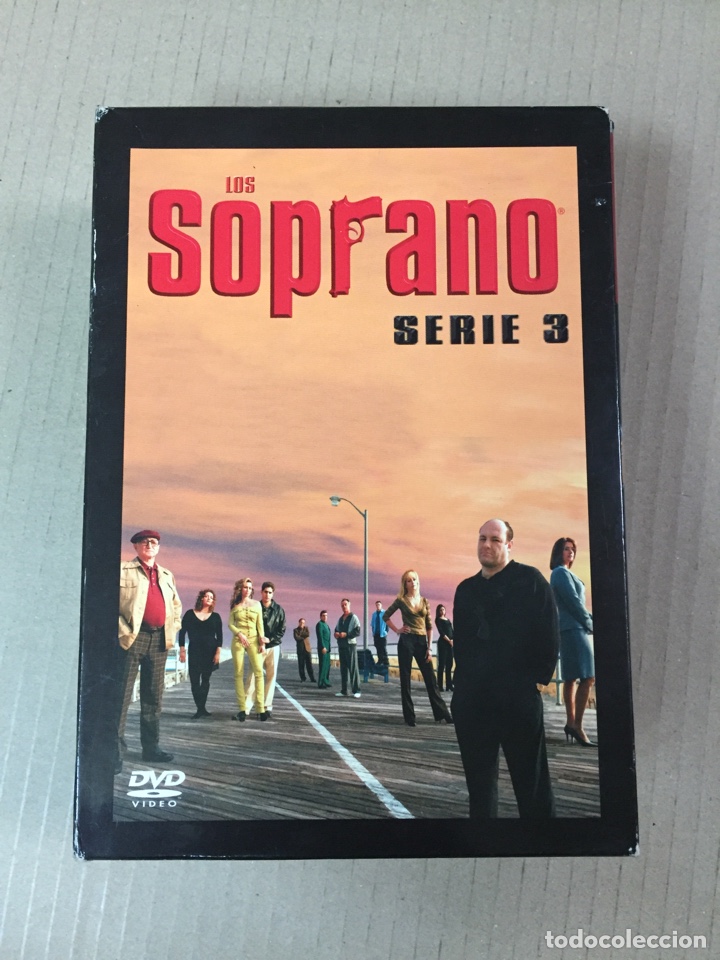 Serie di TV: LOS SOPRANO, SERIE 3. Contiene 4 DVD&rsquo;s, cap&iacute;tulos 1 al 13