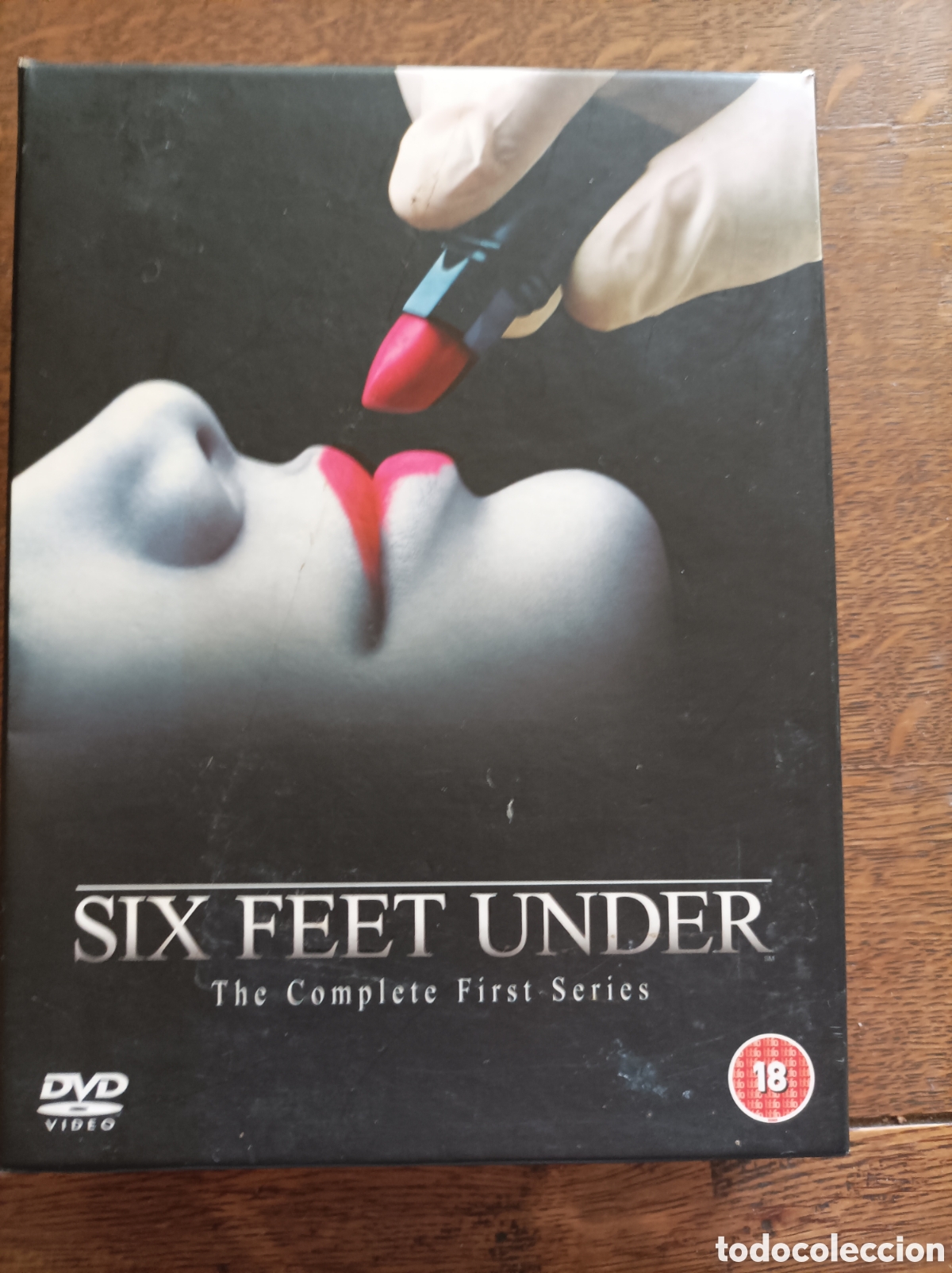 Series de TV: Six feet under. The complete first series. 4 DVDs. - Foto 1