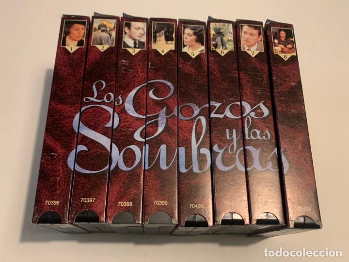 Series de TV: LOS GOZOS Y LAS SOMBRAS VHS - SERIE COMPLETA RTVE - Foto 2