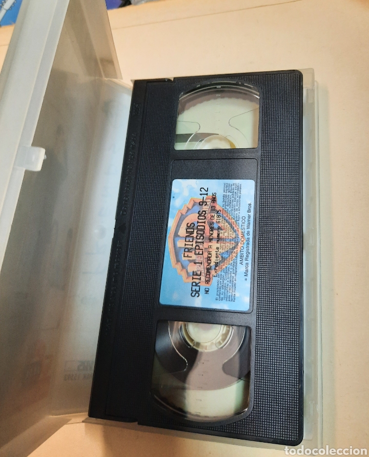 Series de TV: Friends. Cap&iacute;tulos 9 al 12. VHS - Foto 2