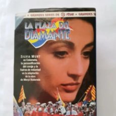 Series de TV: LA PLAZA DEL DIAMANTE VHS GRANDES SERIES RTVE REPÚBLICA. Lote 350094139