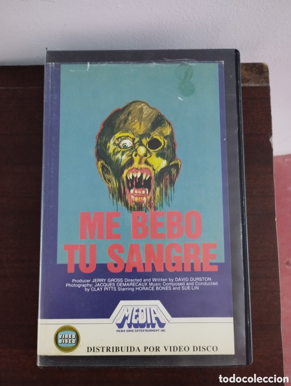 Series de TV: Me bebo t&uacute; sangre vhs terror - Foto 1