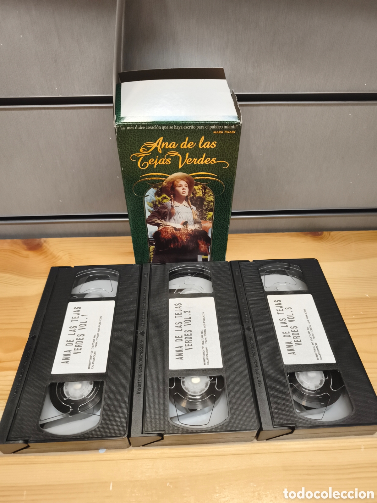 Series de TV: VHS Ana de las Tejas Verdes - Foto 3