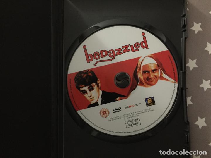 Series de TV: BEDAZZLED, Peter Cook, Dudley Moore, Eleanor Bron, - Foto 2