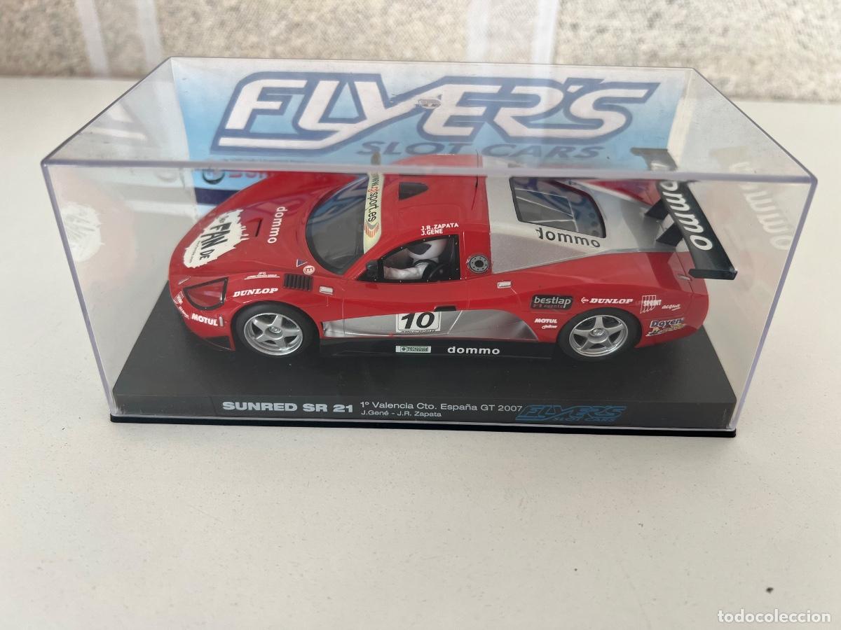 Slot Cars: FLYERS SUNRED SR21 REVELL FLY
