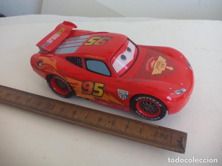 Slot Cars: Coche slot Carrera Evolution Lightning Mcqueen Disney Pixar. 1/32