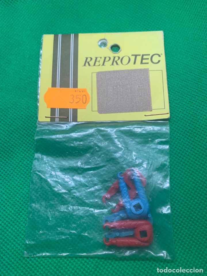 Slot Cars: REPROTEC BLISTER PILOTES