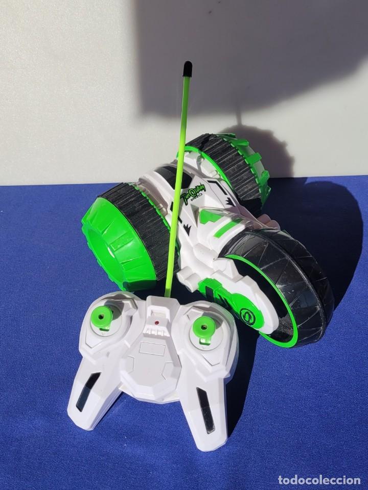 Slot Cars: Veh&iacute;culo radio control - World Brands Revolution Pro Xtreme Raiders Giros 360 grados