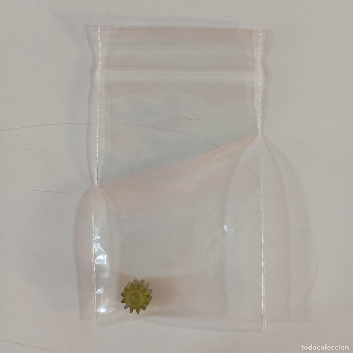 Slot Cars: PIEZA PARA COCHE - PI&Ntilde;ON / CJ.P-3582